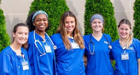 Group of nurses that completed an ABSN program